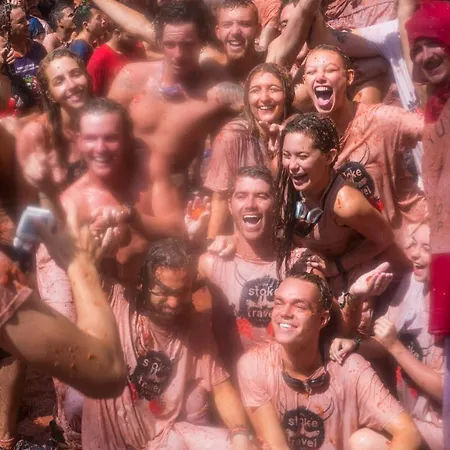 La Tomatina Camping And Dorms Puzol
